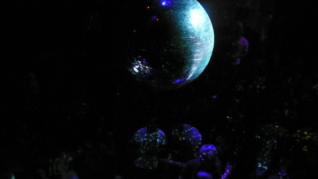 460>_2613931